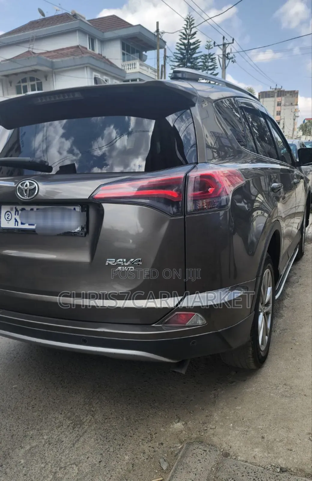 Toyota RAV4 2017 Brown