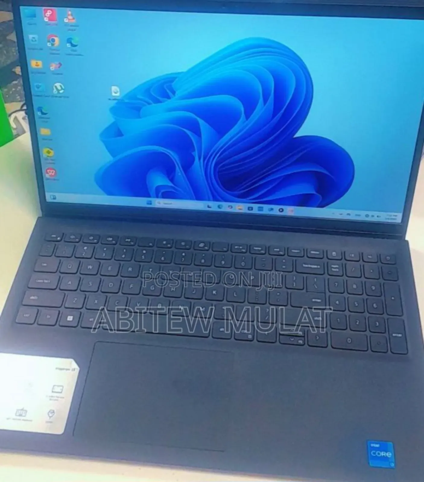 New Laptop Dell Inspiron 15 8GB Intel Core I3 SSD 512GB