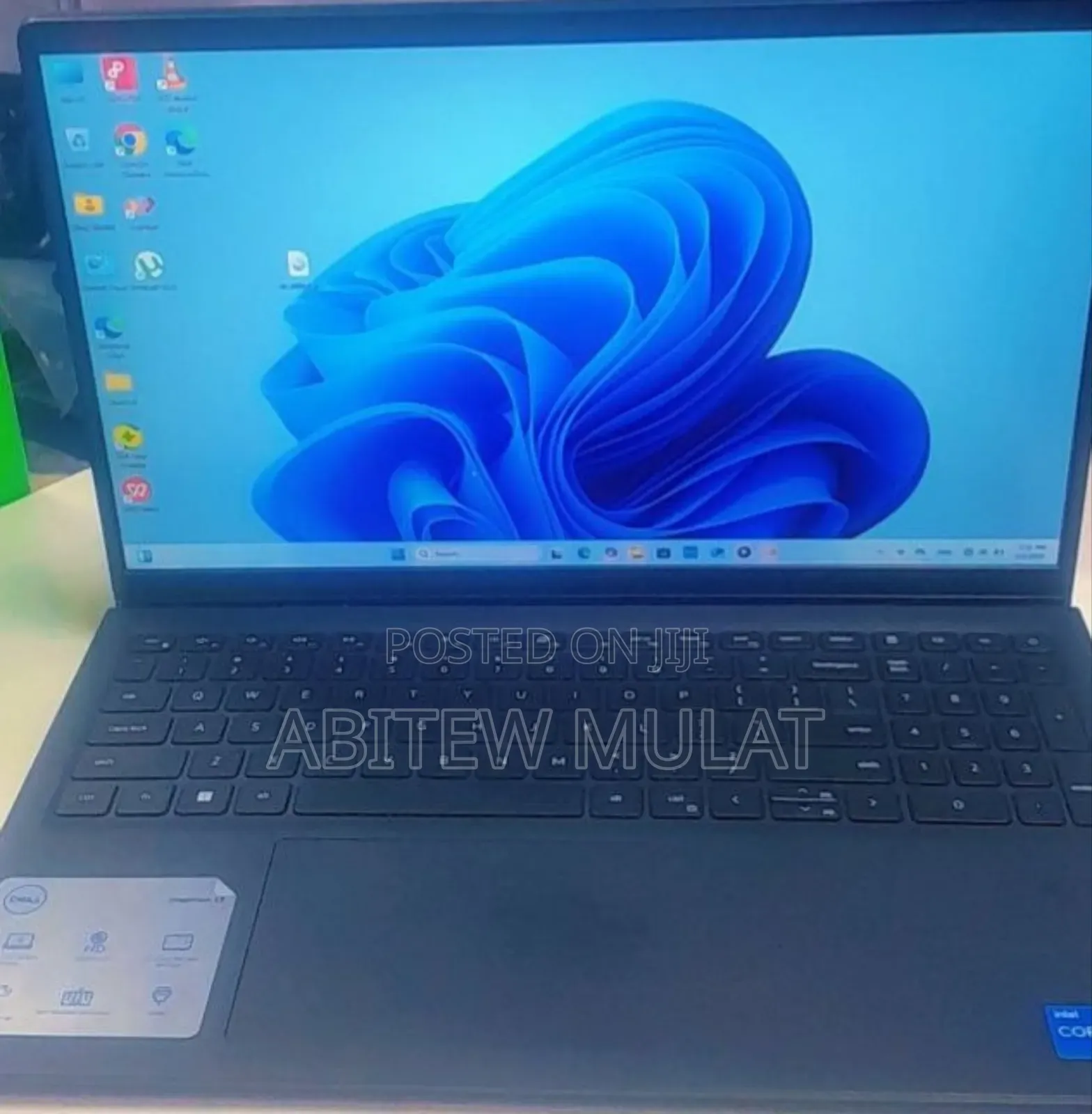 New Laptop Dell Inspiron 15 8GB Intel Core I3 SSD 512GB