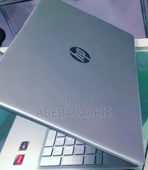 New Laptop HP 12GB AMD Ryzen 5 SSD 256GB