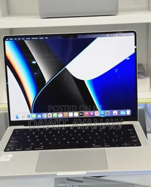 New Laptop Apple MacBook Pro M1 16GB Apple M1 Pro SSD 512GB