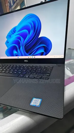 New Laptop Dell XPS 15 32GB Intel Core I7 SSD 1T