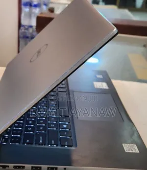 New Laptop Dell 16GB Intel Core I7 SSD 512GB