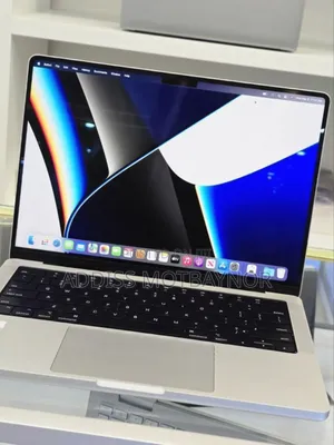 New Laptop Apple MacBook Air 2022 M2 16GB Intel Core I5 SSD 512GB