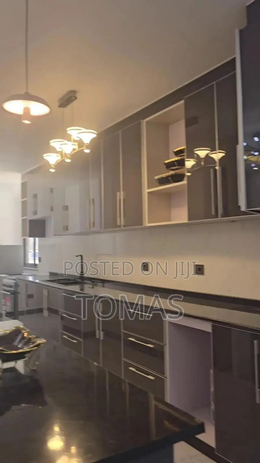 3bdrm Apartment in Tumata Properties, Bole for sale