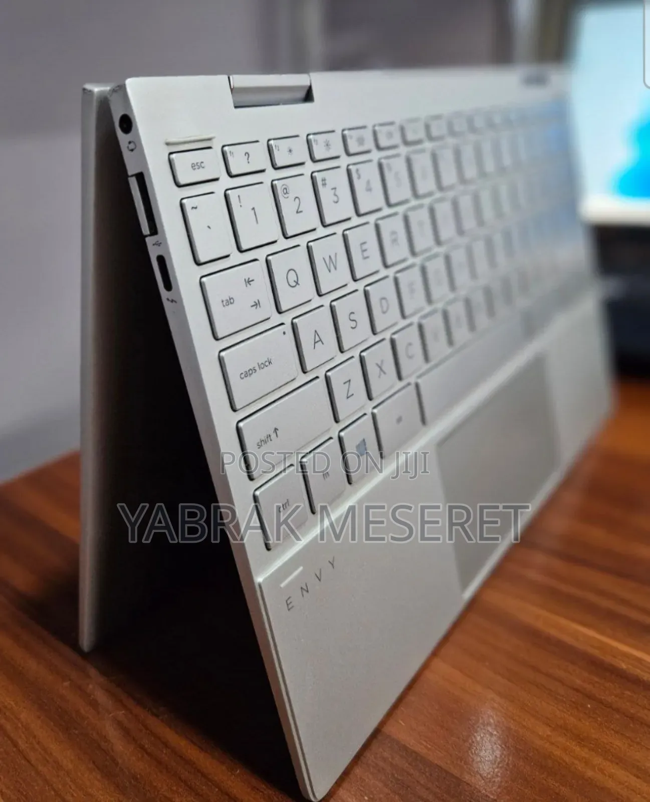 New Laptop HP Envy X360 8GB Intel Core I7 SSD 512GB