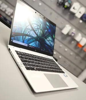 New Laptop HP EliteBook 830 16GB Intel Core I7 SSD 512GB