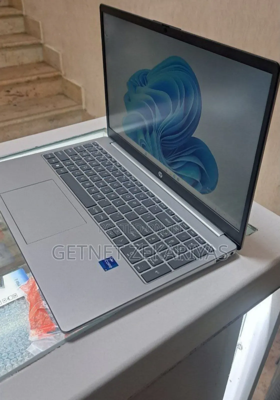 New Laptop HP EliteBook 830 16GB Intel Core I7 SSD 512GB