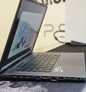 New Laptop Asus ROG Zephyrus G16 16GB Intel Core I7 SSD 1T