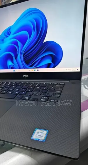 New Laptop Dell XPS 15 32GB Intel Core I7 SSD 1T