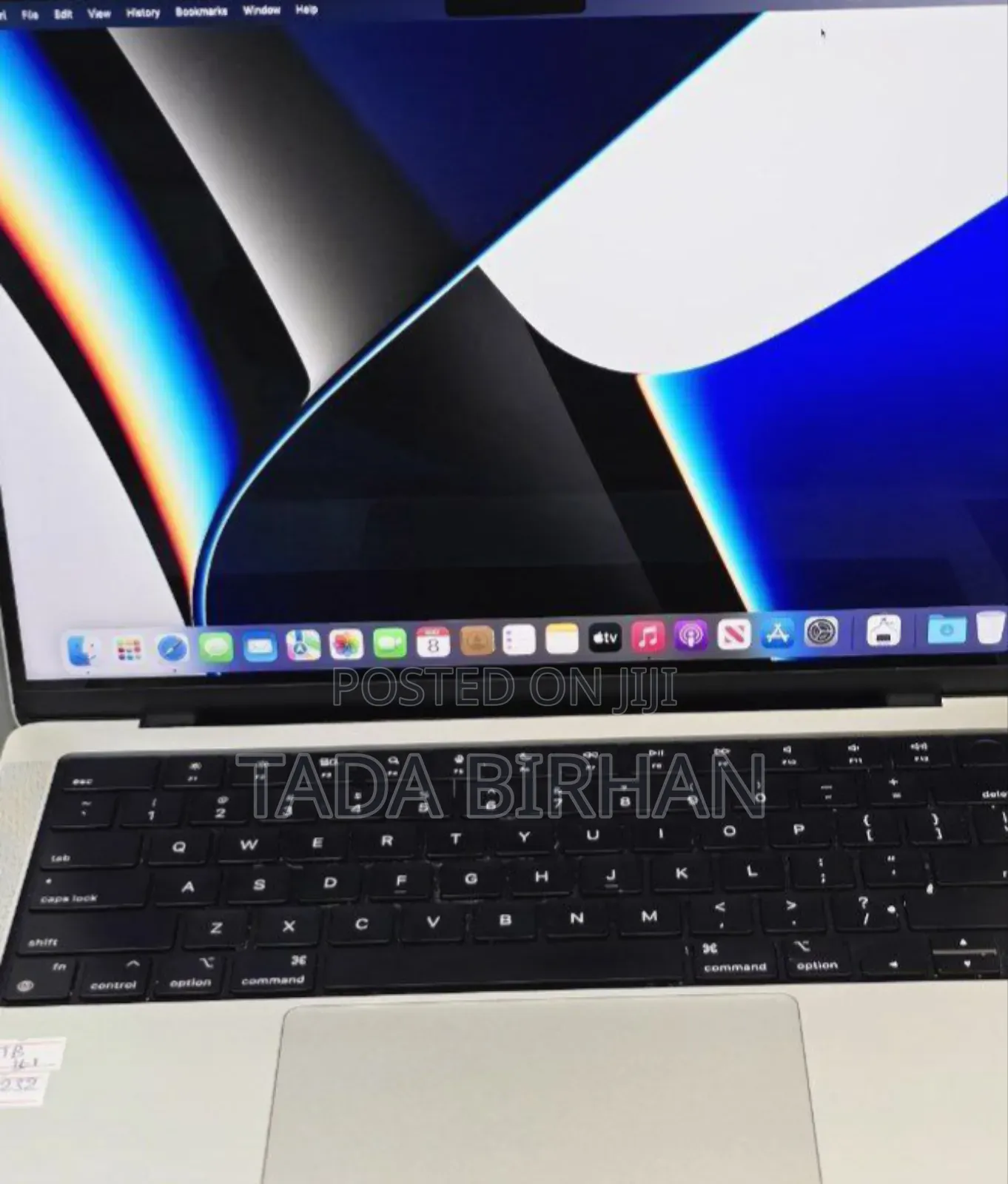 New Laptop Apple MacBook Pro M1 16GB Intel Core I7 SSD 512GB