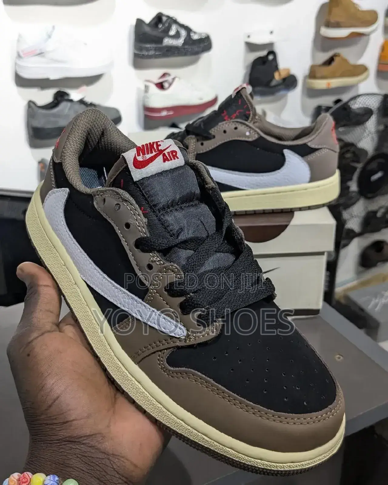Nike Travis Scott