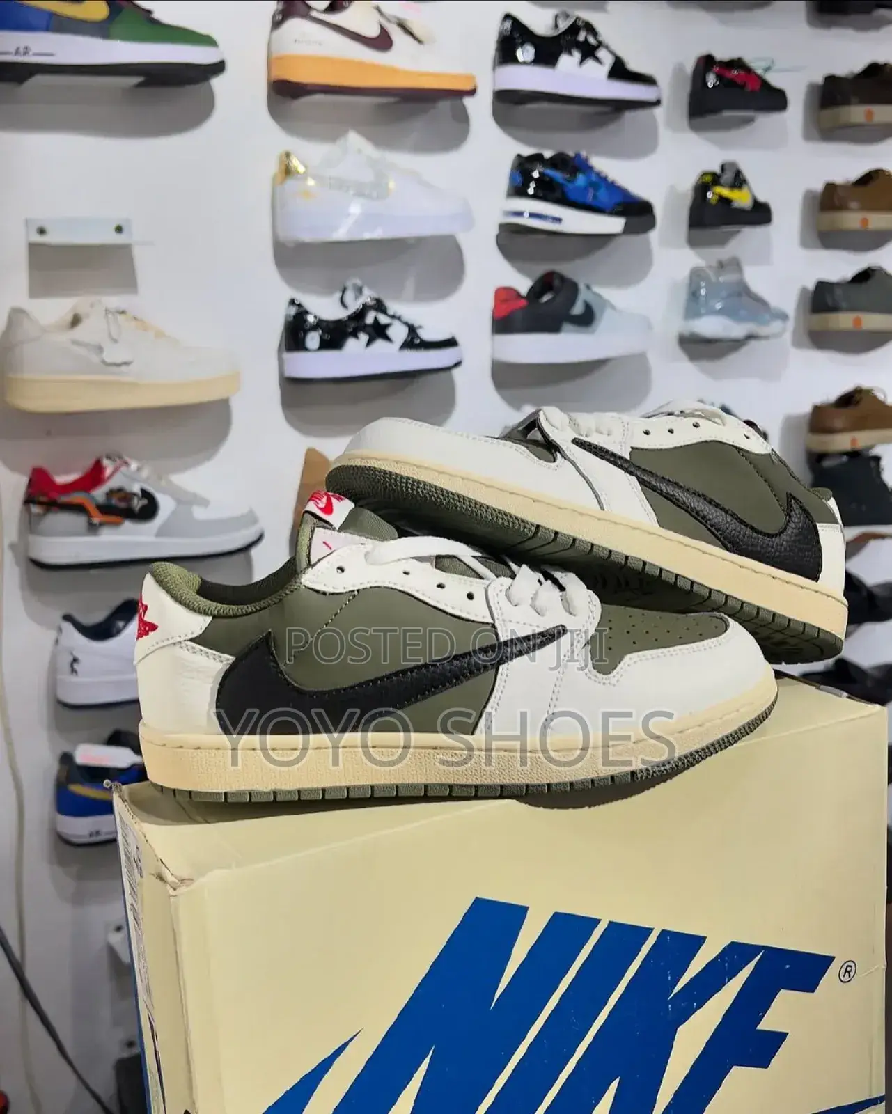 Nike Travis Scott