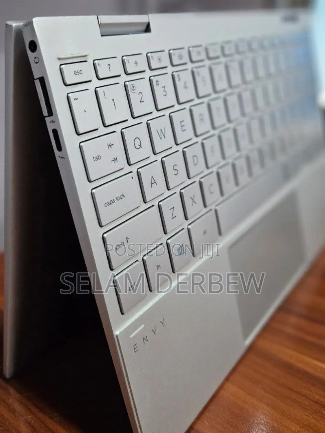 New Laptop HP Envy X360 8GB Intel Core I7 SSD 512GB