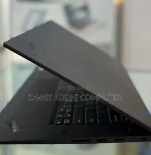 Photo - New Laptop Lenovo ThinkPad X1 Carbon 16GB Intel Core I7 SSD 512GB