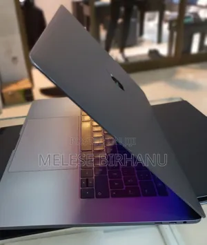 New Laptop Apple MacBook Pro 2016 16GB Intel Core I7 SSD 512GB