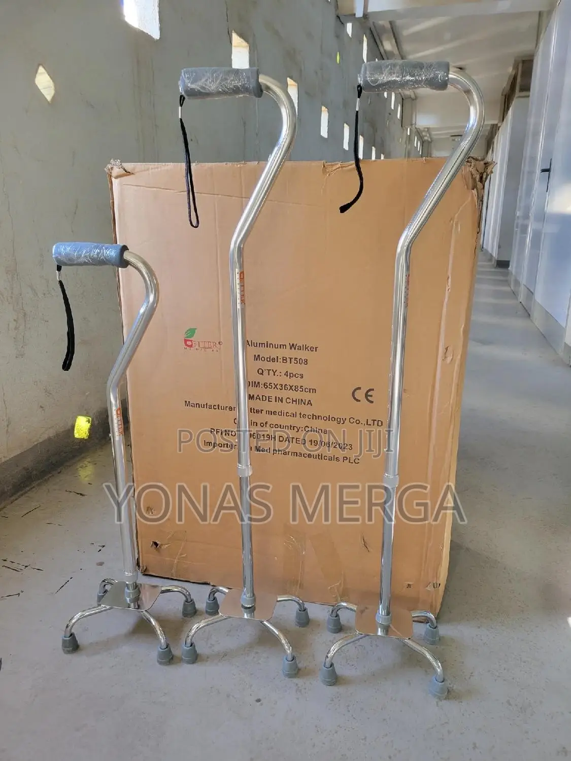 Walking Stick疼፯cane Due to Its Four-Point Base