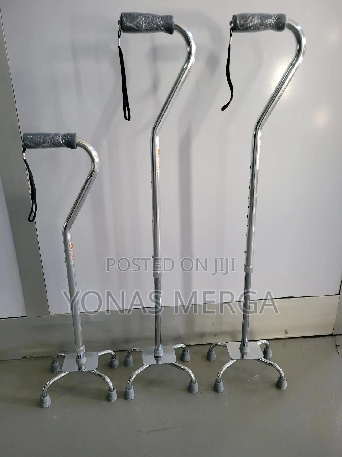 Walking Stick /Cane/Days, Narrow Base Quadrupod Cane