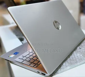 Photo - New Laptop HP 8GB Intel Core I5 SSD 512GB