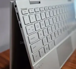 New Laptop HP Envy X360 8GB Intel Core I7 SSD 512GB