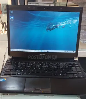 Photo - New Laptop Toshiba 8GB Intel Core I5 SSD 256GB