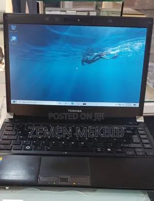 New Laptop Toshiba 8GB Intel Core I5 SSD 256GB