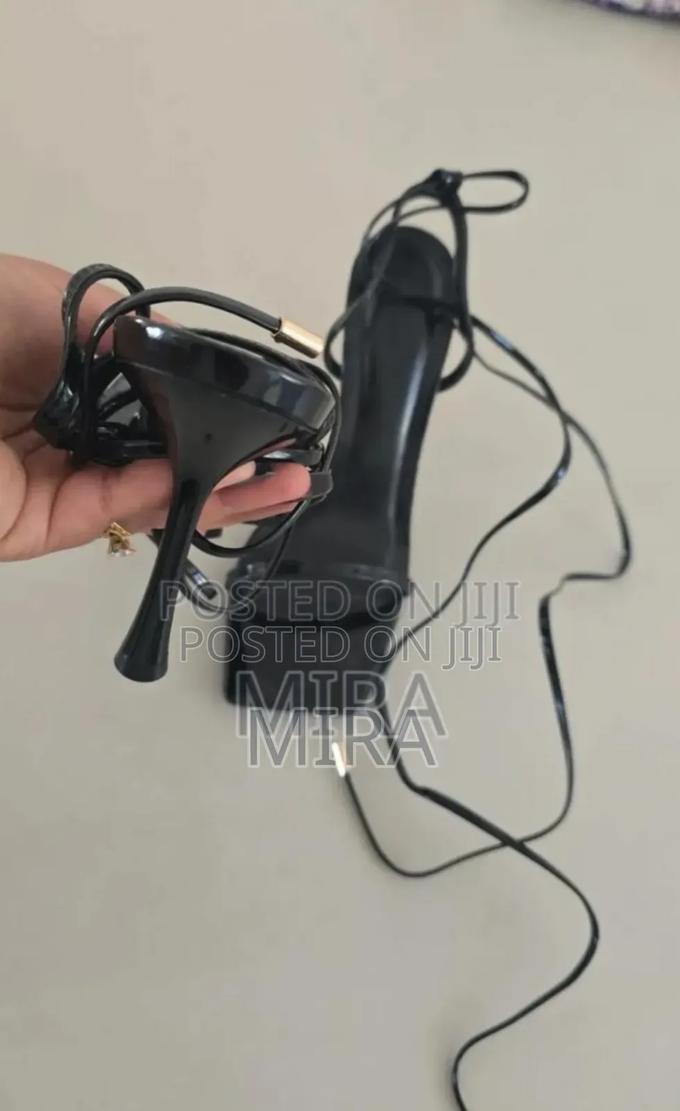 Forever 21 Sandles Heel