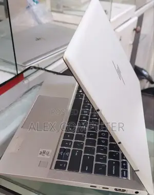 New Laptop HP EliteBook 830 16GB Intel Core I7 SSD 512GB