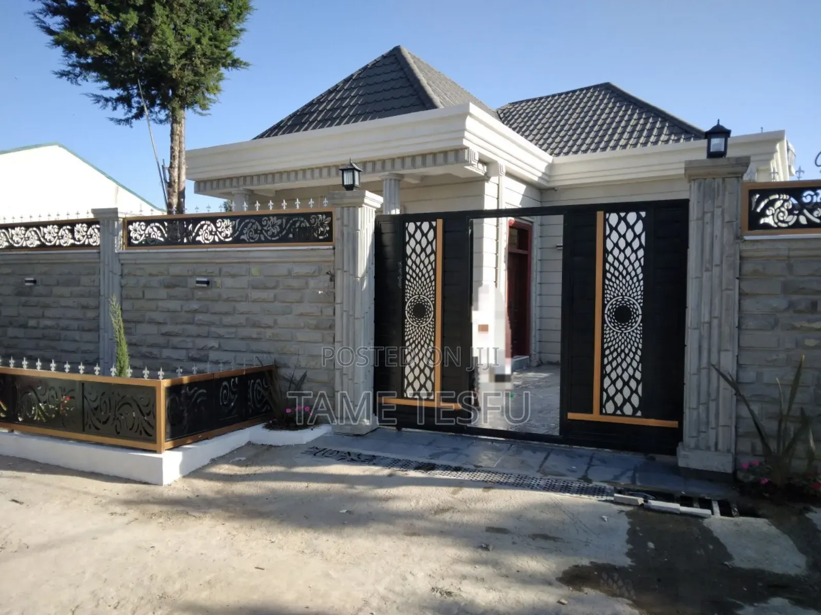 Furnished 3bdrm Villa in Wosene, Yeka for sale