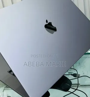 New Laptop Apple MacBook Air 2024 M3 15-Inch 8GB Apple M3 SSD 256GB