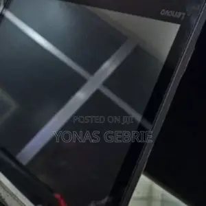 Photo - New Laptop Lenovo ThinkPad Yoga 8GB Intel Core I7 SSD 256GB