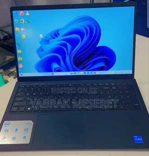 New Laptop Dell Inspiron 15 8GB Intel Core I3 SSD 512GB