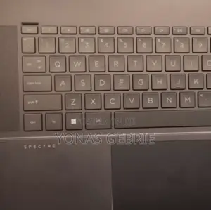 New Laptop HP Spectre 16GB Intel Core I7 SSD 1T