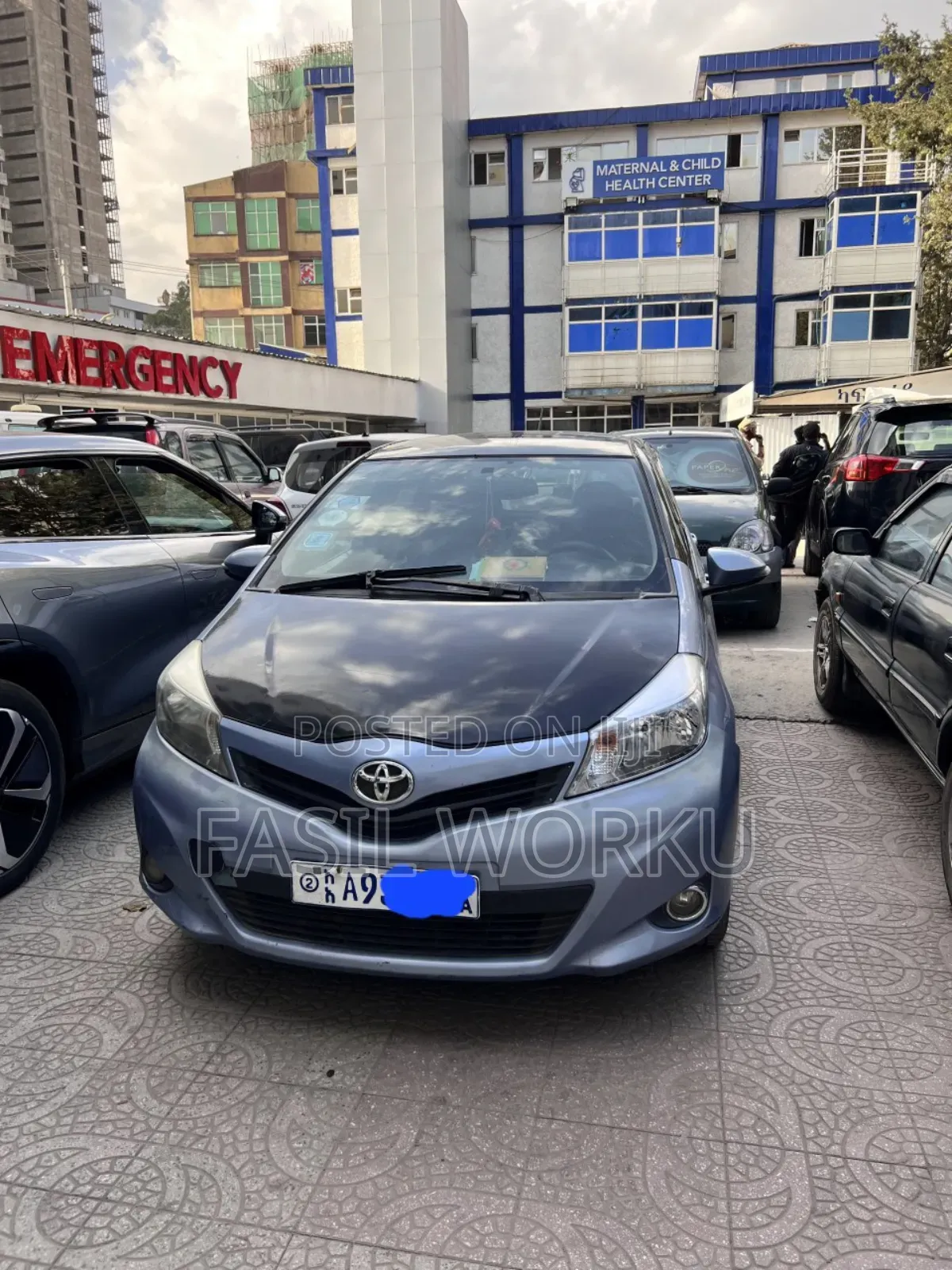 Toyota Yaris L Hatchback 5dr 2012 Blue