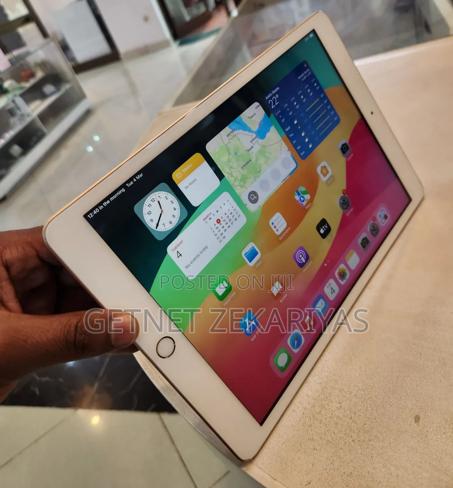 New Apple iPad 10.2 (2020) 128 GB