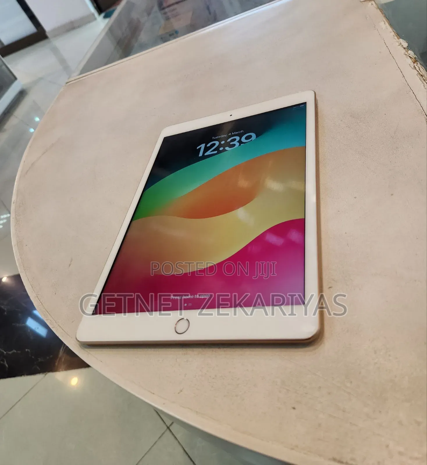 New Apple iPad 10.2 (2020) 128 GB