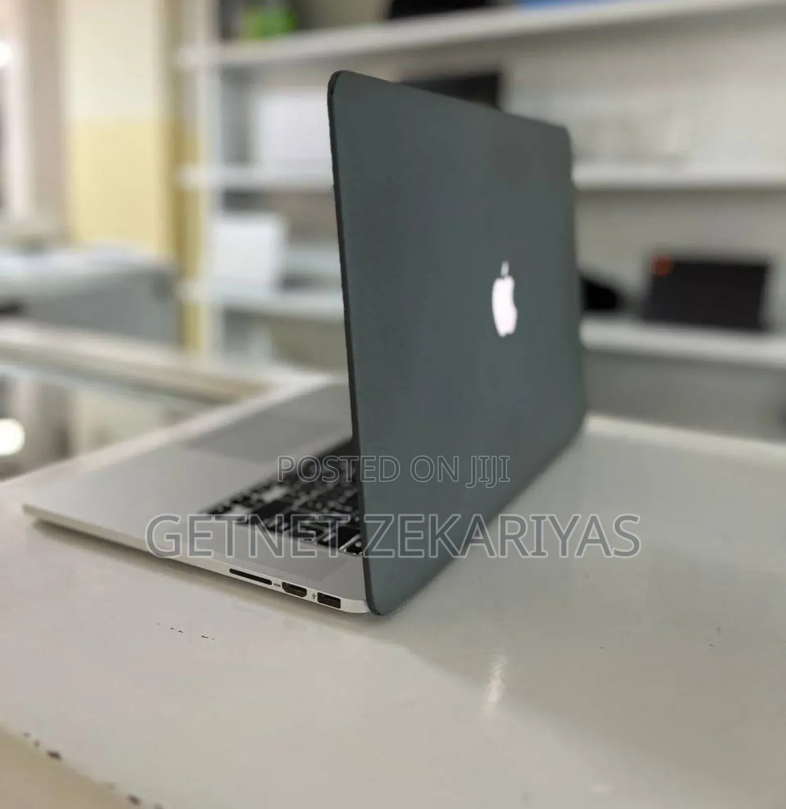 New Laptop Apple MacBook Pro 2015 16GB Intel Core I7 SSD 512GB