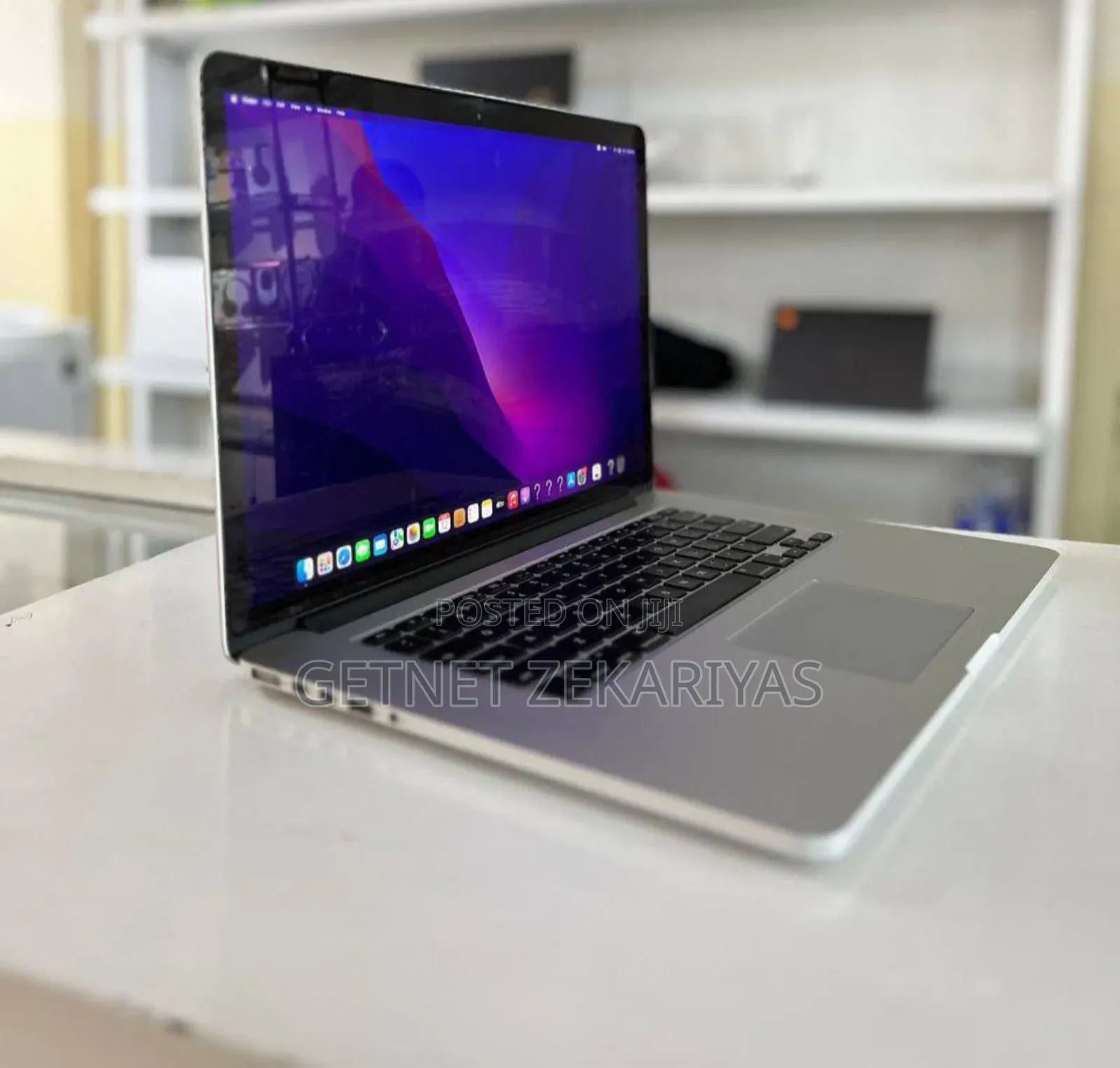 New Laptop Apple MacBook Pro 2015 16GB Intel Core I7 SSD 512GB