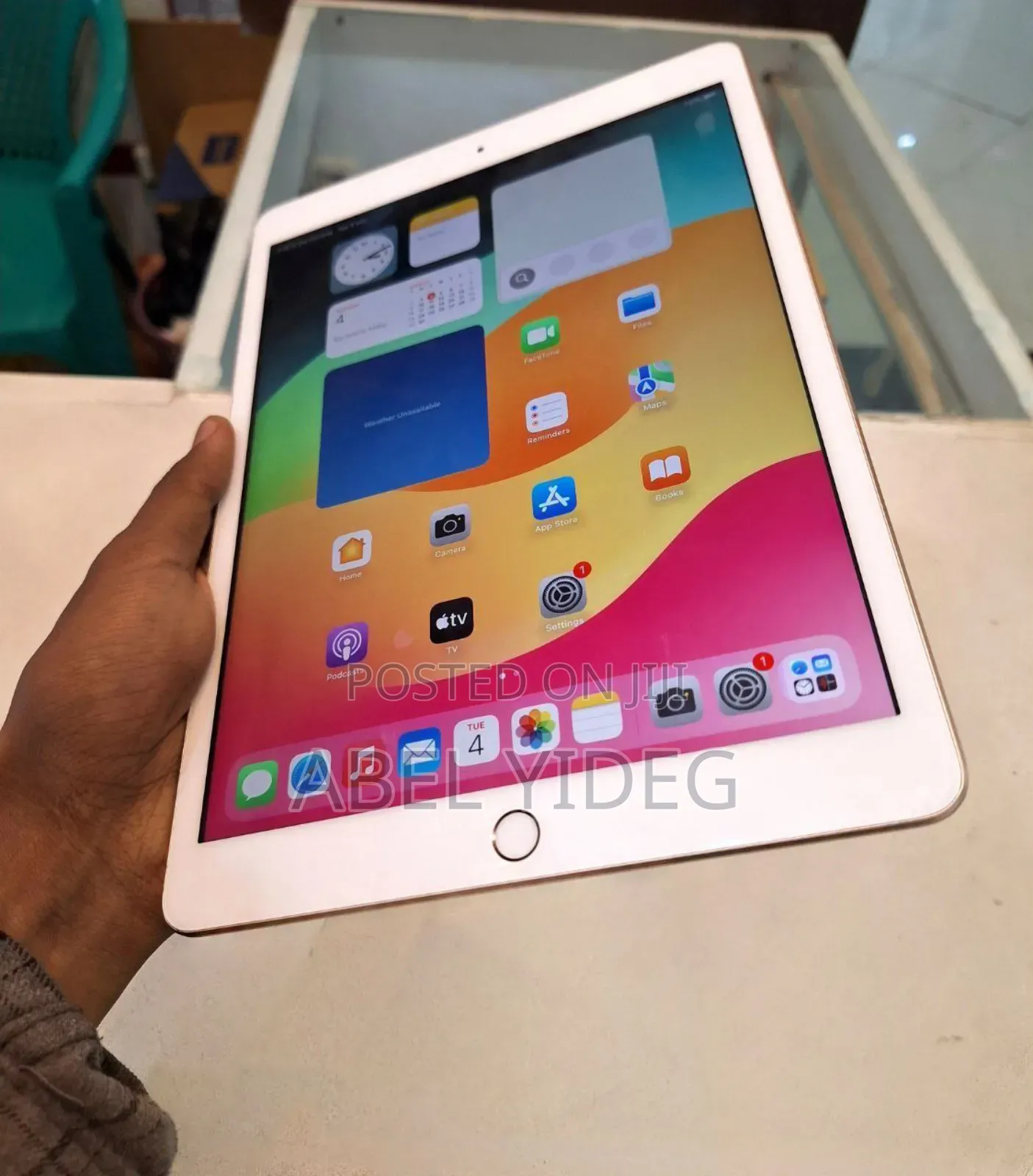 New Apple iPad 10.2 (2019) 128 GB