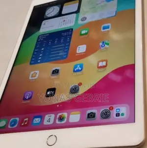 New Apple iPad 10.2 (2021) 128 GB Silver