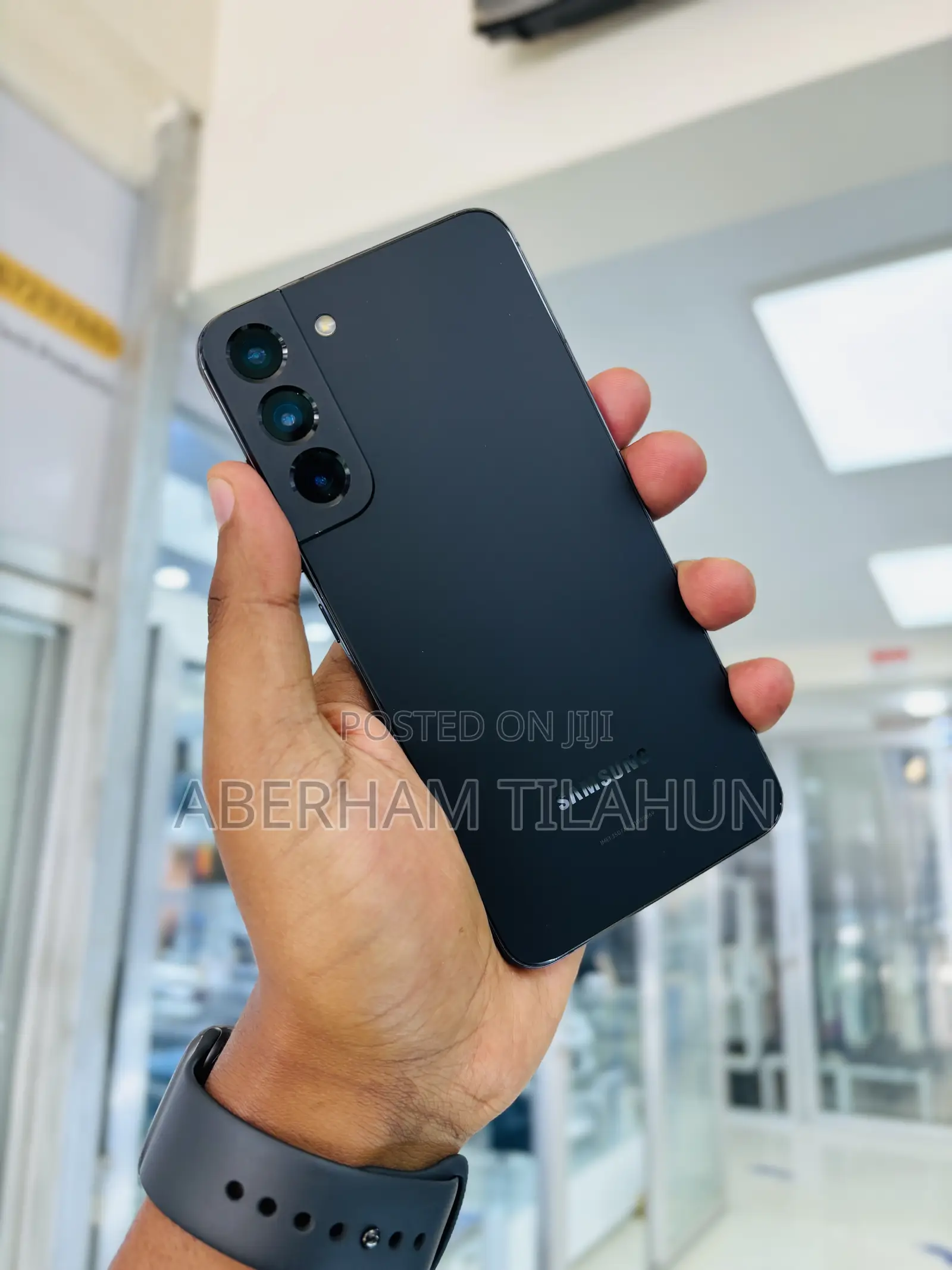 New Samsung Galaxy S22+ 5G 128 GB Black