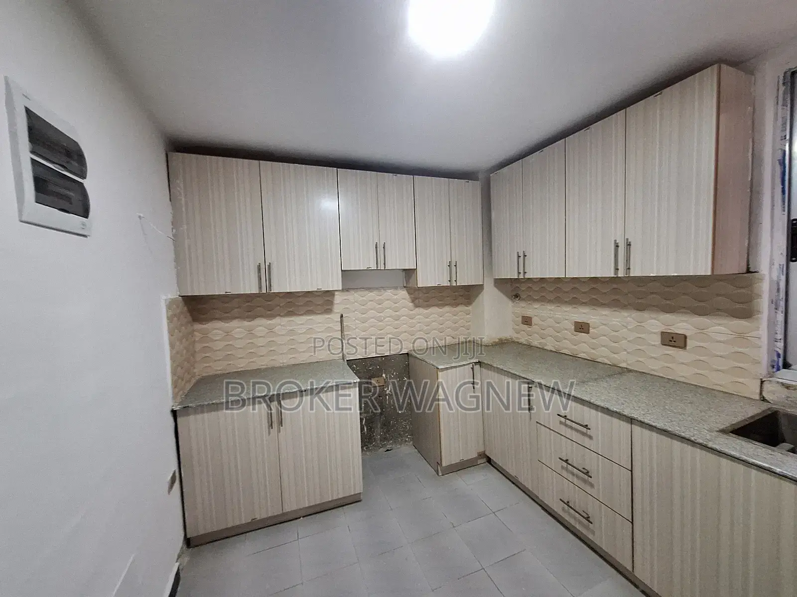 2bdrm Apartment in Kirkos for rent