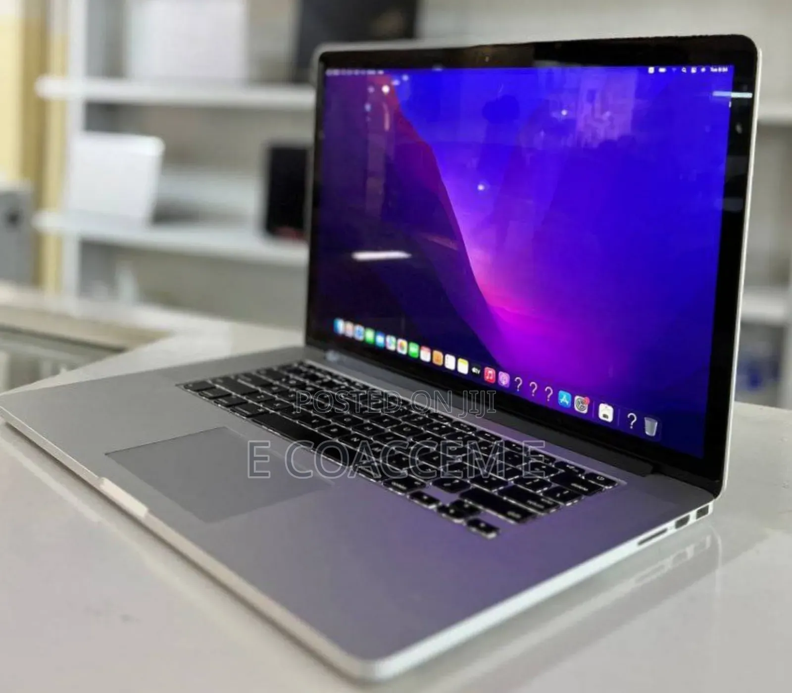 New Laptop Apple MacBook 16GB Intel Core I7 SSD 512GB