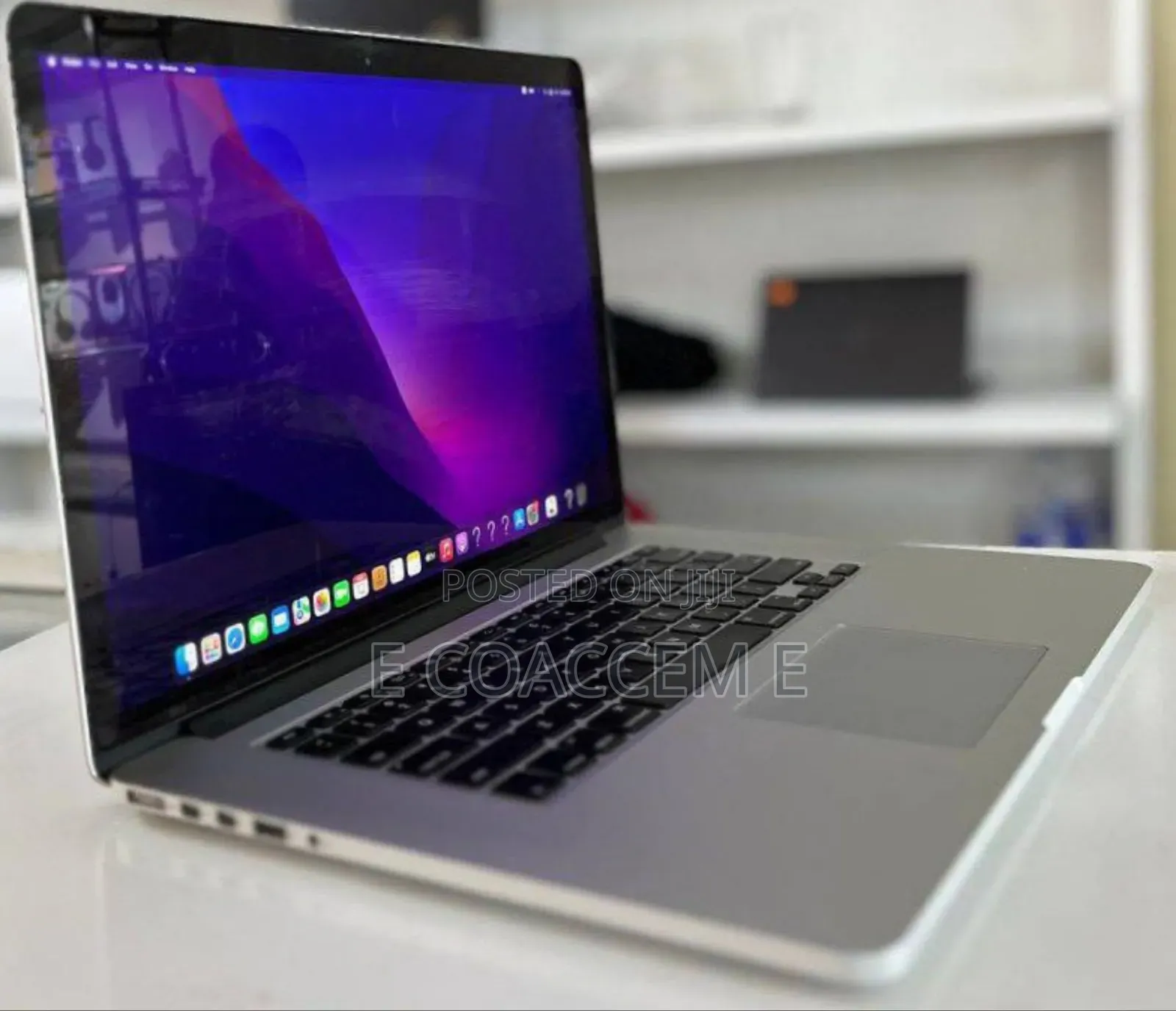 New Laptop Apple MacBook 16GB Intel Core I7 SSD 512GB