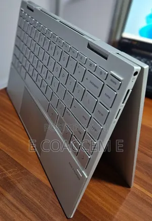 Photo - New Laptop HP 8GB Intel Core I7 SSD 512GB