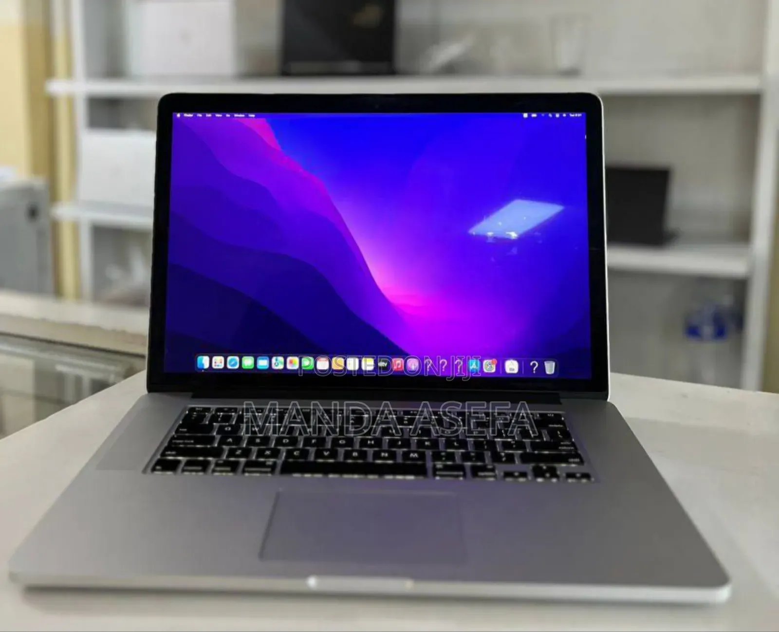New Laptop Apple MacBook Pro 2015 16GB Intel Core I7 SSD 512GB