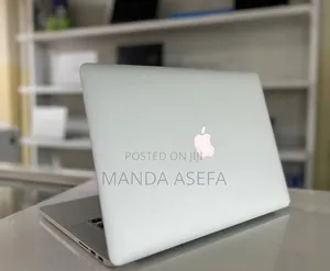 New Laptop Apple MacBook Pro 2015 16GB Intel Core I7 SSD 512GB