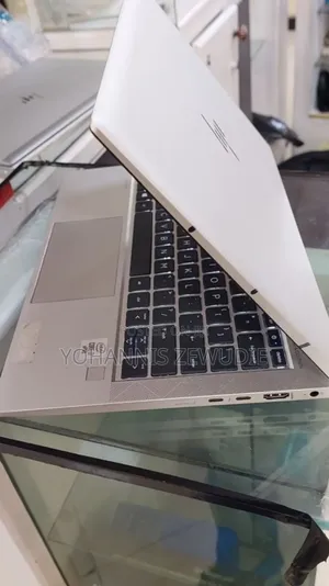 New Laptop HP EliteBook 830 G7 16GB Intel Core I7 SSD 512GB