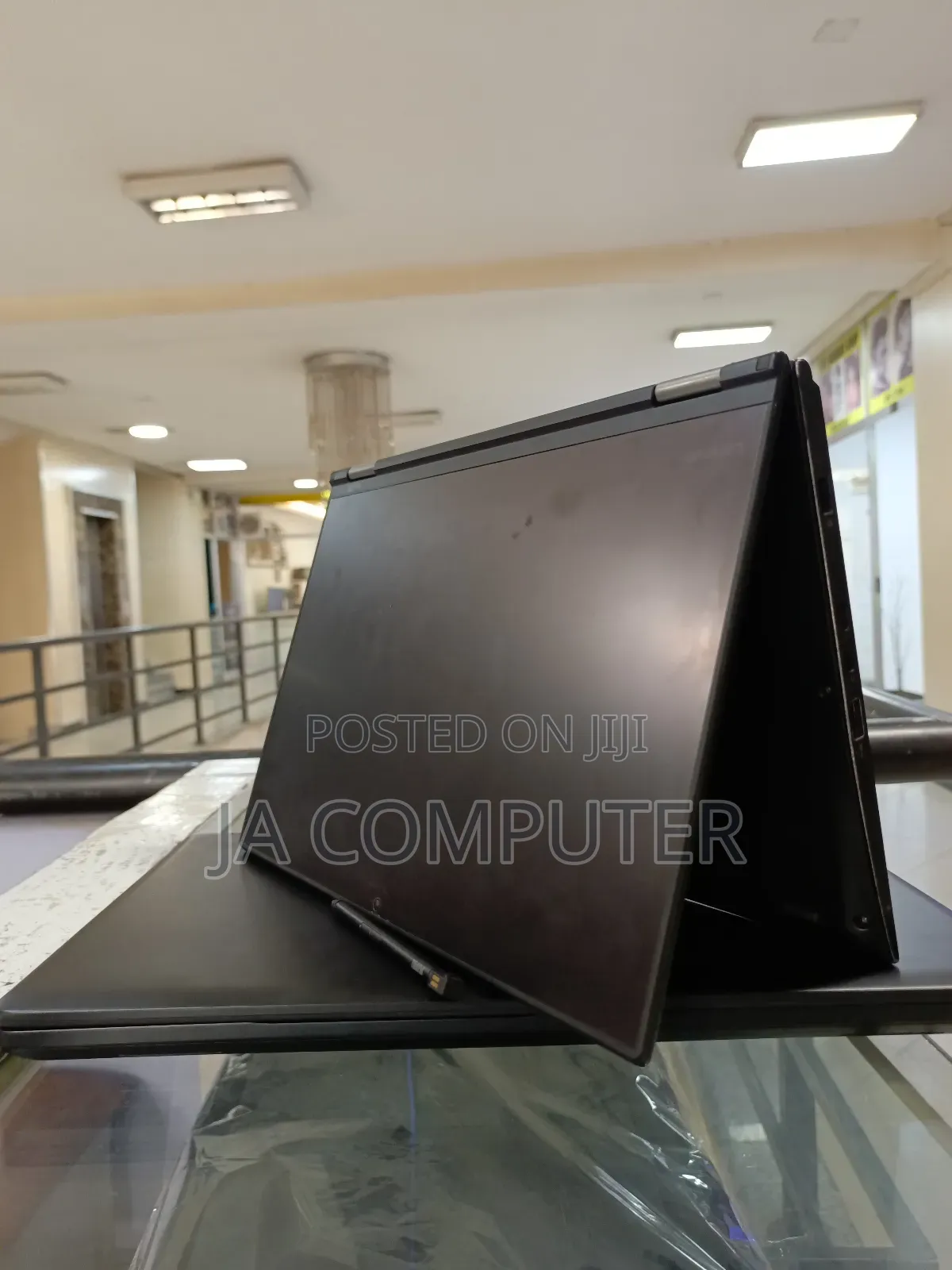 New Laptop Lenovo ThinkPad Yoga 370 16GB Intel Core I5 SSD 512GB