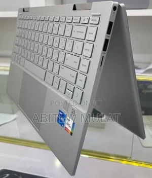 New Laptop HP Pavilion X360 8GB Intel Core I5 SSD 512GB